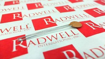 Конденсатор Артикул D472K33Y5PH63L2R от производителя VISHAY