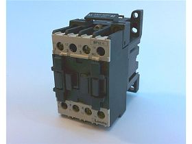 11BF121023060 Контактор от LOVATO