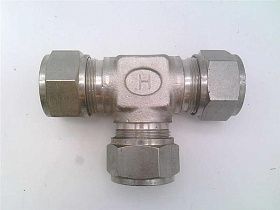 12TTT316 Гидравлический фитинг от HOKE