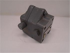 540-800-051 Гидравлический мотор от LUBRIQUIP INC