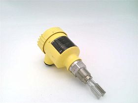 Вибрационный датчик уровня жидкости VEGASWING 61, 12-36В