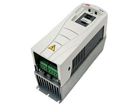 ABB ACH550-UH-012A-4