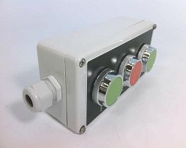 Станция управления BACO CONTROLS TBPA303-001, 30 мм, кнопки "Вверх-Стоп-Вниз"