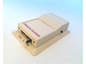 Датчик температуры PTS102-R-OS Phoenix Controls с переключателем и коммуникационным разъемом