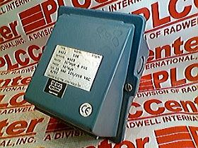 Реле давления United Electric H402-126, 0-30WC, 480VAC, 15A