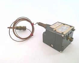 Реле контроля давления UNITED ELECTRIC F35A-8416, 5A, 115VAC