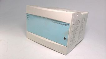 Энергоменеджер RMS621-32BBA1211 Endress+Hauser паротепловой компьютер 144x72 мм