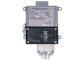 Dwyer Instruments 1003W-A1-D