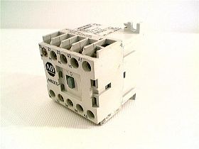 Реле управления Allen Bradley 700-MB310A1, 3НО/1НЗ, 100В 50Гц/110-120В 60Гц