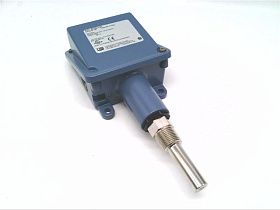 Температурный выключатель UNITED ELECTRIC B100-121 200/425F NEMA-4X