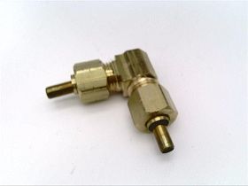 Фитинг угловой LFA-14 WATTS, 1/4", компрессионный, с латунной вставкой