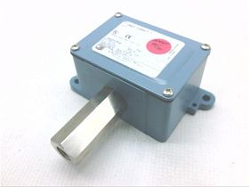 Температурный переключатель J6D-12947-1 UNITED ELECTRIC 0-200/250PSI 277VAC