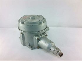 Реле давления взрывозащищенное United Electric J120-361, 30-300 PSI, 480В, 15А