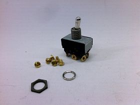 Тумблер E10T215ES 2-полюсный 15А 125В Eaton