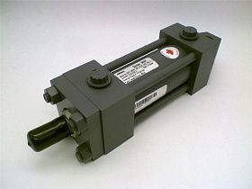 Гидравлический цилиндр MHP-90BMN-0050-80.000-0022-R22-0 от MILLER ELECTRIC