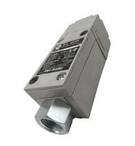 Бесконтактный индуктивный датчик Allen-Bradley 802PR-LAAE1, 102-132В AC, 13мм