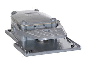 KR100L11 Переключатель потока от LOVATO