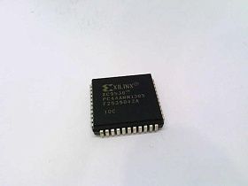 Интегральная микросхема XC9536-10PC44C от XILINX