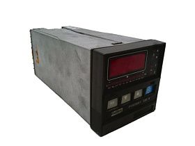 Контроллер температуры ABB PYROMAT 320S с LED-дисплеем