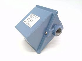Реле давления UNITED ELECTRIC J400-551, 0-199.1 бар, NEMA 4X