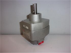 MF.235-01-280-SQ Гидравлический мотор от PLANET PRODUCTS CORP