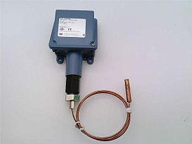 Температурный выключатель UNITED ELECTRIC E100-3BC, 100-400F, NEMA 4X