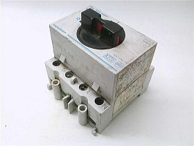 033/13763-000-440V Поворотный переключатель от HOFFMAN VYNCKIER