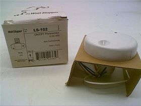Фотоэлектрический датчик LS-102 LIGHTSAVER, 12-24 В DC, с функцией вкл/выкл