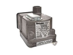Barksdale Control Products D2T-M2SS