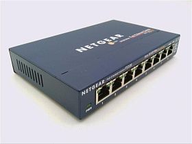 Коммутатор Ethernet NETGEAR FS108 8-портовый 10/100 Мбит/с