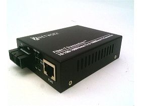 Медиаконвертер оптический NETWORX FT-1000SM70-SC, 1 порт RJ45