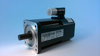 Серводвигатель B&R 8LSA35.DA030S000-3 синхронный 3000 об/мин 2.3 Нм