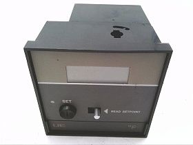 Контроллер температуры United Electric D934-9202, -99...1000°F, 115В AC, цифровой дисплей