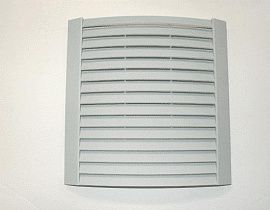 Крышка решетки радиатора Genesis, белая, узкая, переднее крепление, для кондиционеров 10-1130-01