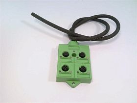 Коробка распределительная SACB-4/4-L PUR с кабелем PUR/PVC 2 фута, 4 разъема M12