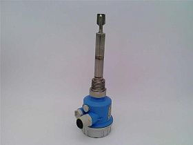 Вибрационный сигнализатор уровня Endress+Hauser FTL51-AGN2CB2E4A