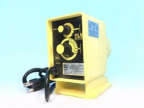 Дозирующий насос P122-352SI от LMI LIQUID METRONICS