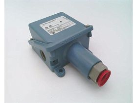 Реле давления UNITED ELECTRIC H100-192-95317, 15A, 480VAC, 15-300PSI