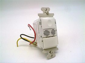 Датчик-выключатель настенный DW-100-347-W двухрежимный белый 347В