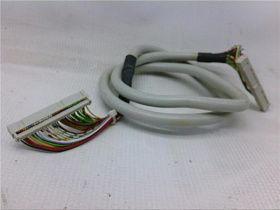 Кабель прямоугольный FLK 40/50/EZ-DR/100/IB32/SLC Phoenix Contact