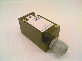 Контроллер сканера штрих-кода RS427-10 от ESCORT MEMORY SYSTEMS