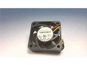 DC0401012V2B-3T0 Управление вентилятором/тепловым режимом для панели управления от WAKEFIELD